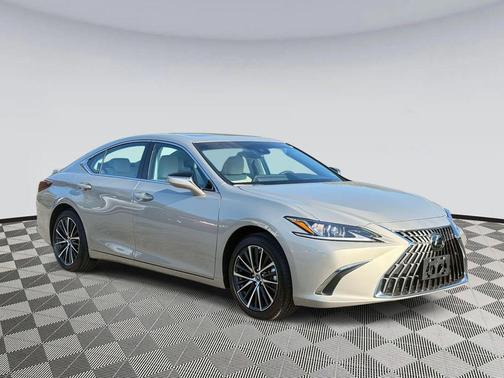 2025 Lexus ES 300h Premium