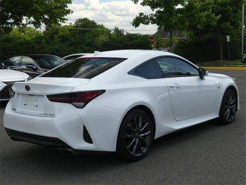Photo 4 of 26 of 2019 Lexus RC 300 F Sport