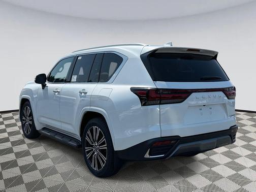 2025 Lexus LX 600 Luxury
