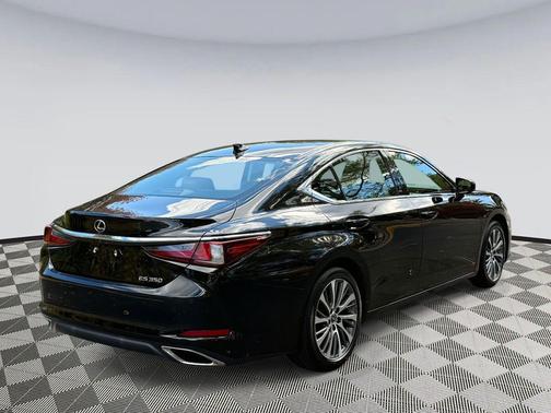 2019 Lexus ES 350 Base