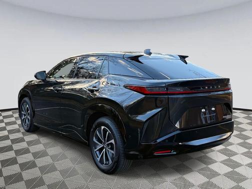 2023 Lexus RZ 450e Premium