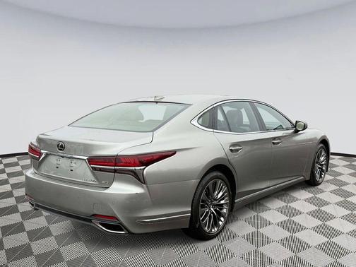 Atomic Silver 2020 Lexus LS 500 Base