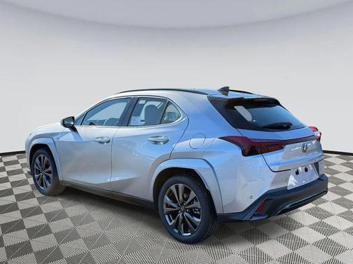 2025 Lexus UX 300h F SPORT Design