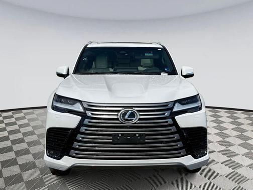 Eminent White Pearl 2026 Lexus LX 700h Luxury