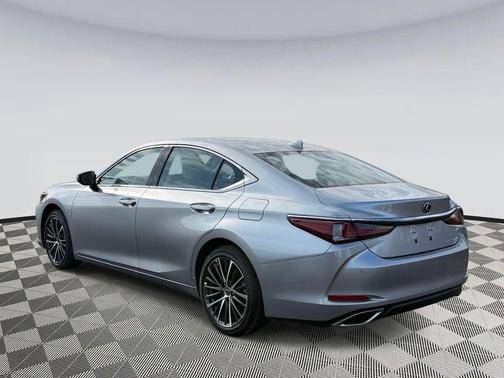 2025 Lexus ES 350 Premium