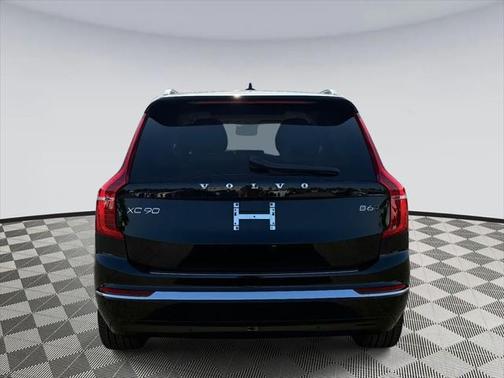 2024 Volvo XC90 B6 Plus Bright Theme 7-Seater