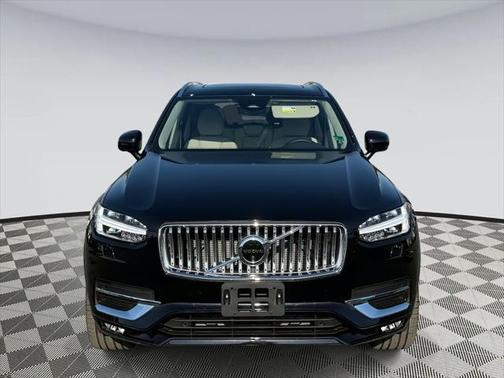 2024 Volvo XC90 B6 Plus Bright Theme 7-Seater