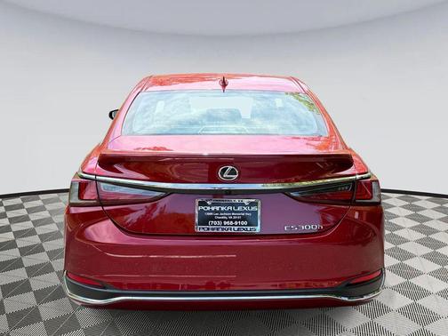Matador Red Mica 2025 Lexus ES 300h Luxury
