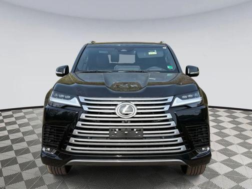 2025 Lexus LX 600 Luxury