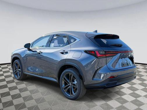 2026 Lexus NX 450h+ Luxury