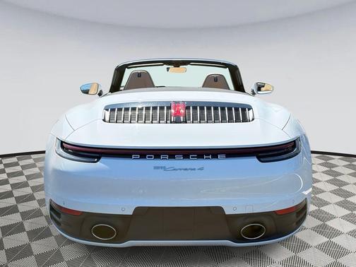 2020 Porsche 911 Carrera
