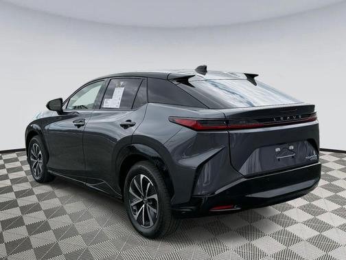2025 Lexus RZ 450e Premium