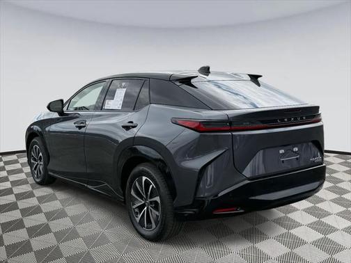 2025 Lexus RZ 450e Premium