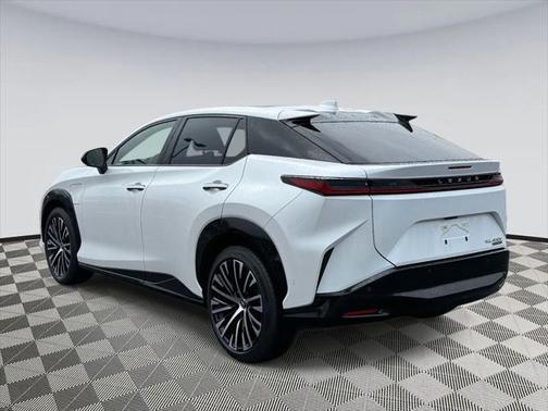2023 Lexus RZ 450e Premium