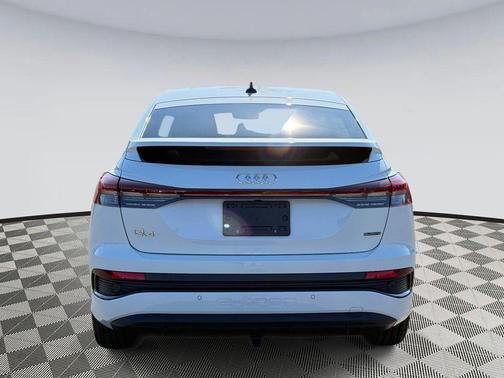 Glacier White Metallic 2024 Audi Q4 e-tron Prestige 50 quattro