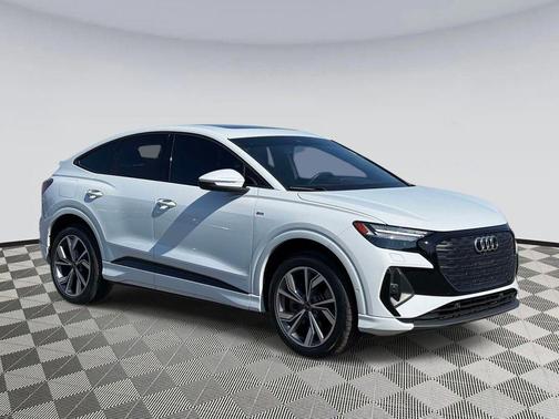 Glacier White Metallic 2024 Audi Q4 e-tron Prestige 50 quattro