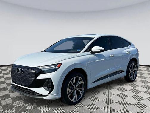 Glacier White Metallic 2024 Audi Q4 e-tron Prestige 50 quattro