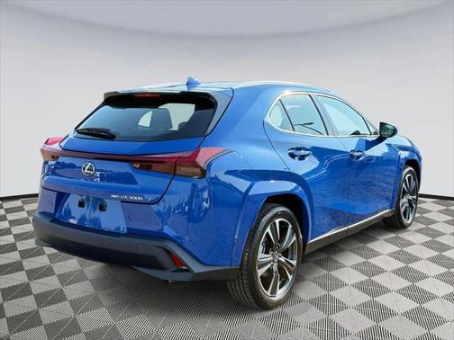 2025 Lexus UX 300h Premium