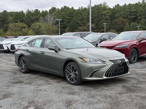 2025 Lexus ES 300h Premium