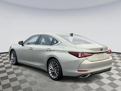 2021 Lexus ES 350 Ultra Luxury