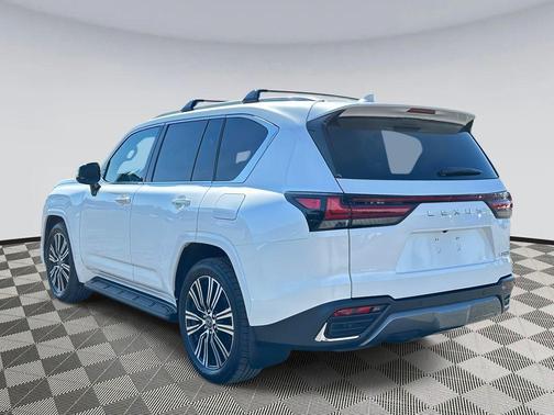 2024 Lexus LX 600 Luxury