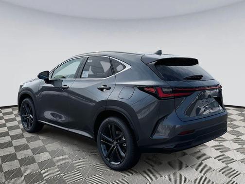 2026 Lexus NX 450h+ Luxury