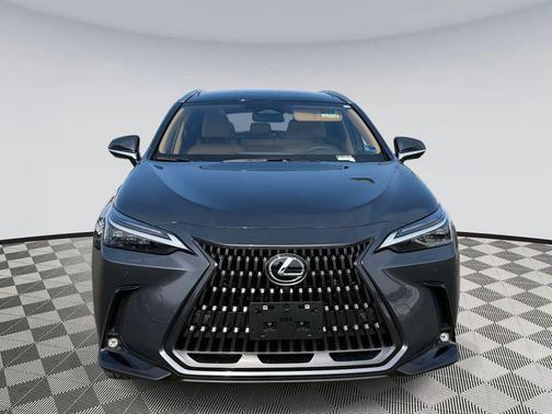 2026 Lexus NX 450h+ Luxury