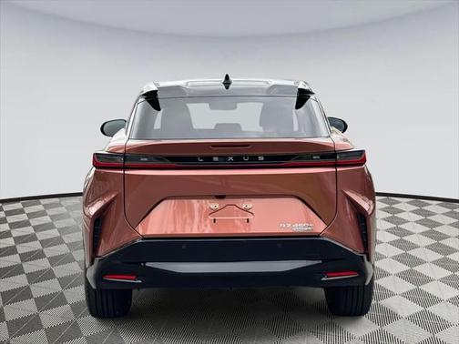 2024 Lexus RZ 450e Luxury