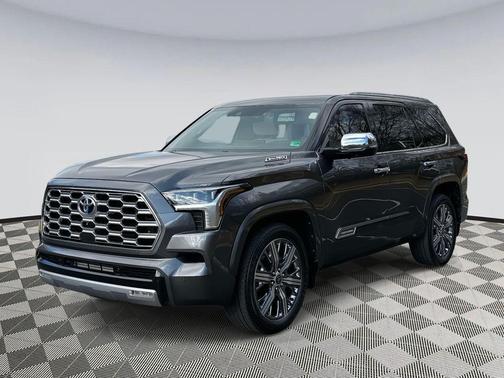 2023 Toyota Sequoia Capstone