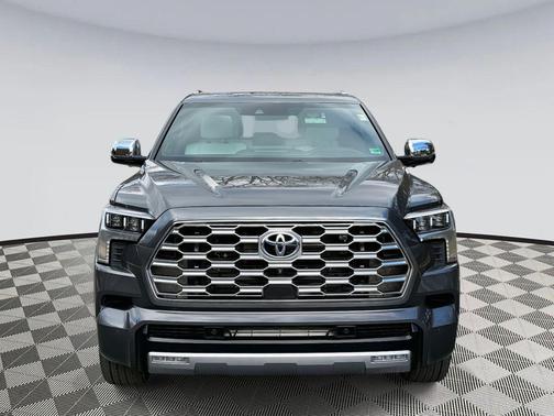 2023 Toyota Sequoia Capstone