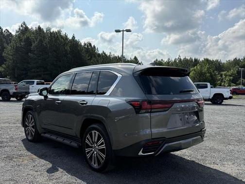 2025 Lexus LX 600 Luxury