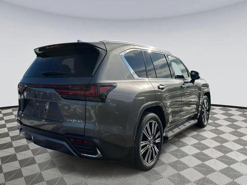 2025 Lexus LX 600 Luxury