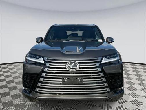 2025 Lexus LX 600 Luxury