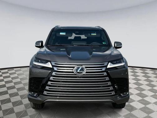 2025 Lexus LX 600 Luxury