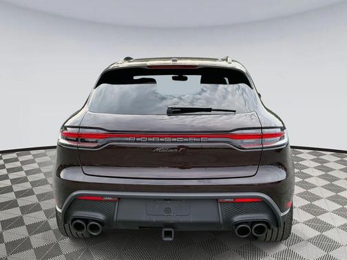 2023 Porsche Macan T