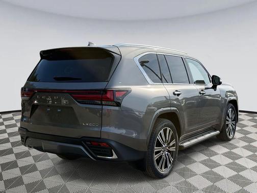 2025 Lexus LX 600 Luxury