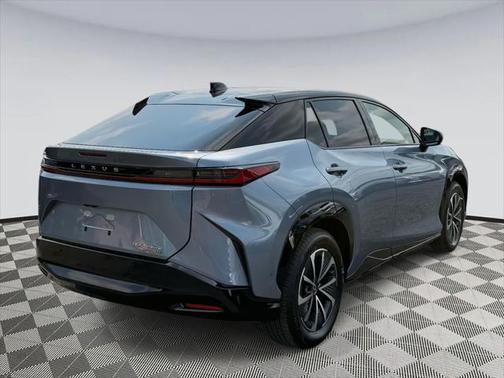 2025 Lexus RZ 450e Premium