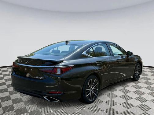 Caviar 2022 Lexus ES 350 Premium