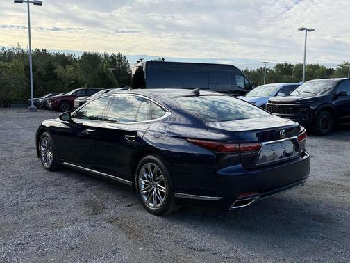 2022 Lexus LS 500 Base