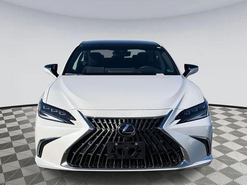 2025 Lexus ES 350 Ultra Luxury