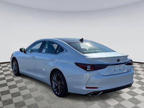 2025 Lexus ES 350 Ultra Luxury