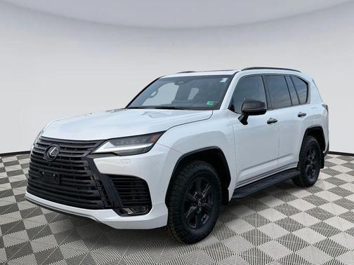 2025 Lexus LX 700h Overtrail