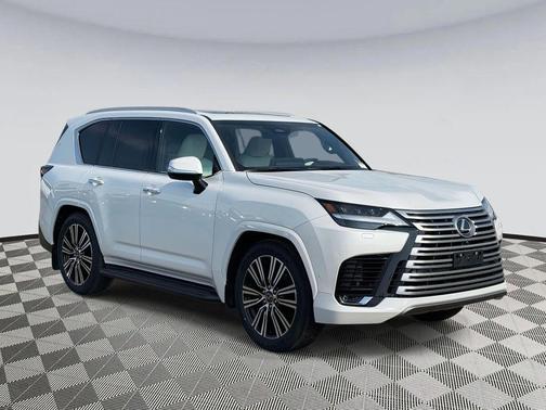 2026 Lexus LX 700h Luxury