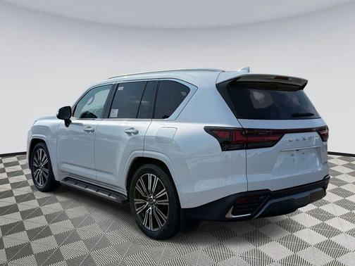 2026 Lexus LX 700h Luxury