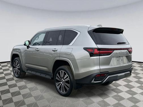 2025 Lexus LX 600 Luxury