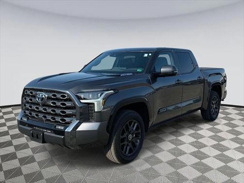 2024 Toyota Tundra Hybrid Platinum