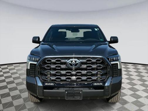 2024 Toyota Tundra Hybrid Platinum