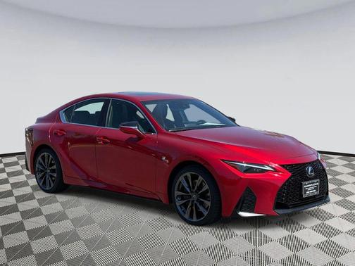 Infrared 2022 Lexus IS 350 Base