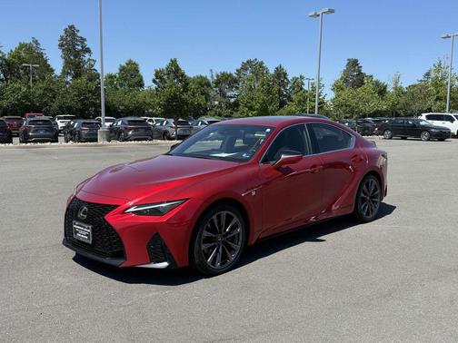 Infrared 2022 Lexus IS 350 Base