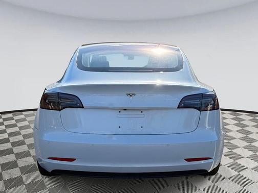 2018 Tesla Model 3 Standard